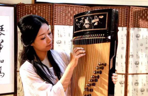 80后美女吳信行:賣“聲”創業之路與公益并行 80后美女吳信行:賣“聲”創業之路與公益并行