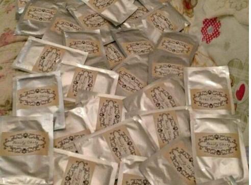 微商真實(shí)生存現(xiàn)狀:月入幾百算很努力了 微商真實(shí)生存現(xiàn)狀:月入幾百算很努力了