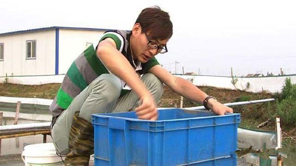 90后大學(xué)生兒子張鍵:創(chuàng)業(yè)2年賺500萬,扛起父親車禍時留下的巨債 90后大學(xué)生兒子張鍵:創(chuàng)業(yè)2年賺500萬,扛起父親車禍時留下的巨債