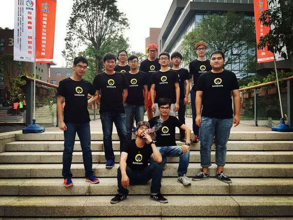 80后海歸做了款APP,只為了解決“女朋友跟媽媽同時掉水里先救誰”這個問題 80后海歸做了款APP,只為了解決“女朋友跟媽媽同時掉水里先救誰”這個問題