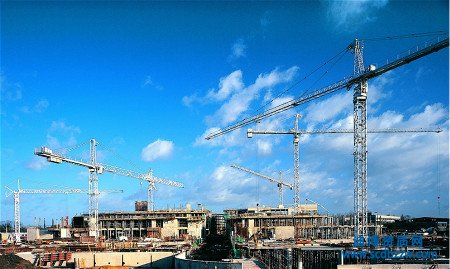 建筑施工總承包和專業(yè)承包資質(zhì)的區(qū)別？