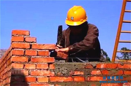 資質代辦對企業人員有哪些要求?