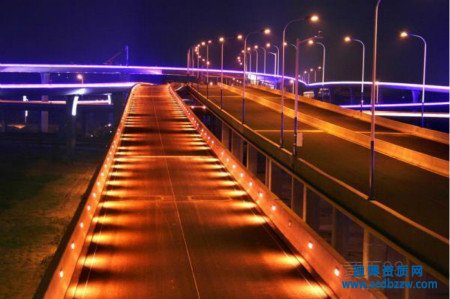 辦理城市及道路照明二級資質升一級要準備哪些人員?