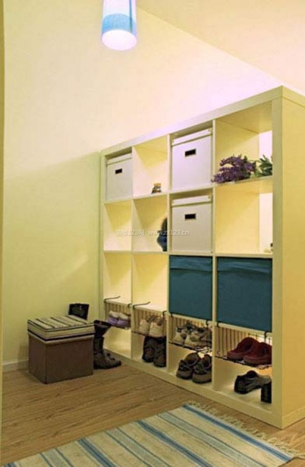 真省錢!簡約裝修打造大方玄關(guān)