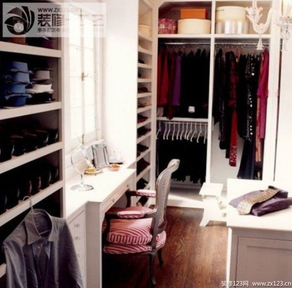 強(qiáng)大的收納功能 10個(gè)步入式衣帽間設(shè)計(jì) 強(qiáng)大的收納功能 10個(gè)步入式衣帽間設(shè)計(jì)