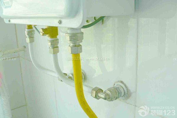 廚房裝修應(yīng)注意事項(xiàng)——專業(yè)人員改動(dòng)煤氣管道 廚房裝修應(yīng)注意事項(xiàng)——專業(yè)人員改動(dòng)煤氣管道