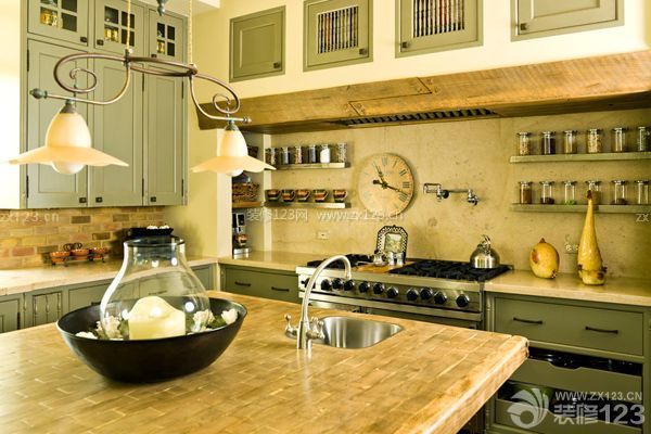 廚房如何裝修省錢——收納空間省錢