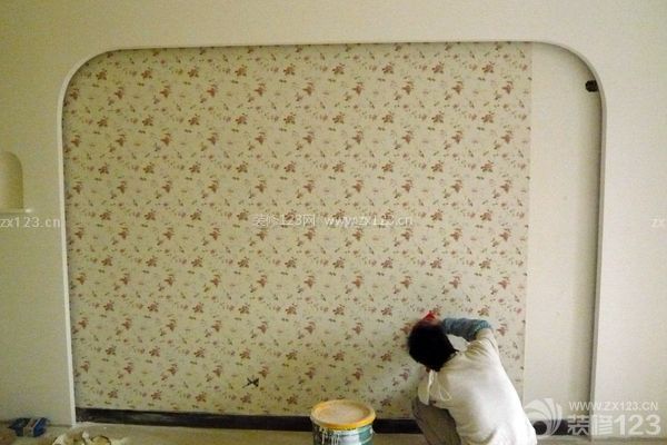 壁紙鋪貼注意事項之鋪貼后期