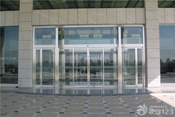 自動門安裝效果圖