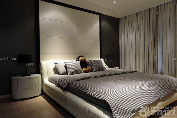 后現(xiàn)代裝修風(fēng)格特點(diǎn)之裝飾上的模糊性和戲謔性