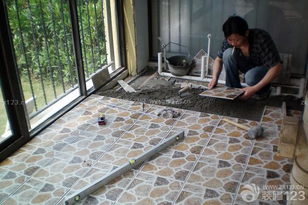 80平房子裝修預(yù)算表——鋪磚