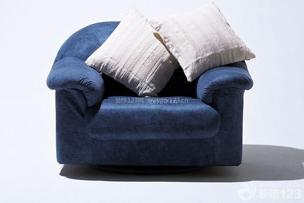 如何分辨沙發(fā)的好壞——看彈力